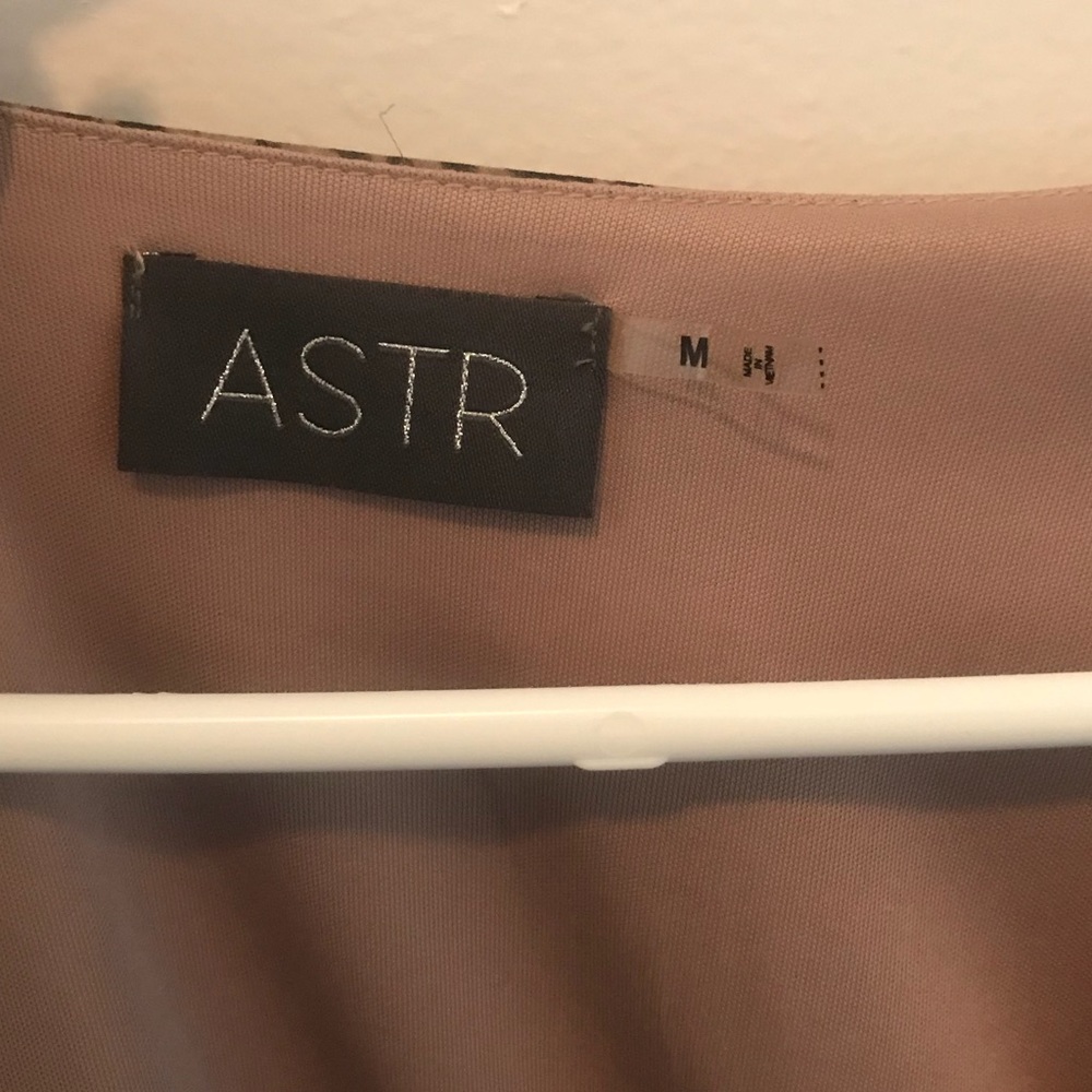 ASTR romper! - Picture 3 of 3